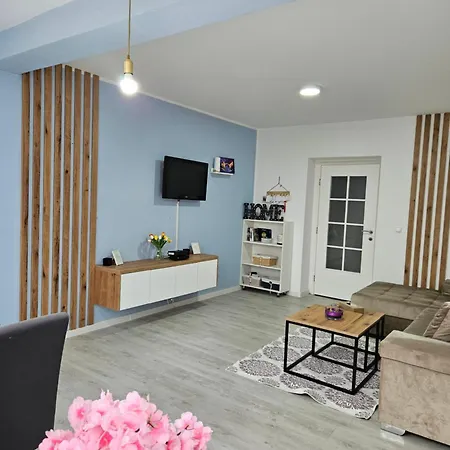 Apartman Nana Apartment *